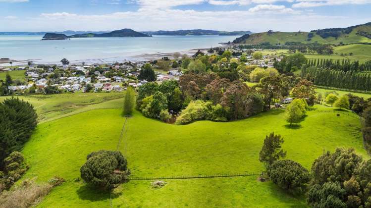 33 Kawakawa-Orere Road Kawakawa Bay_9