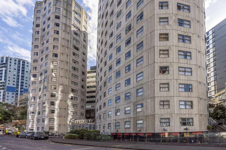1820/21 Whitaker Place_2