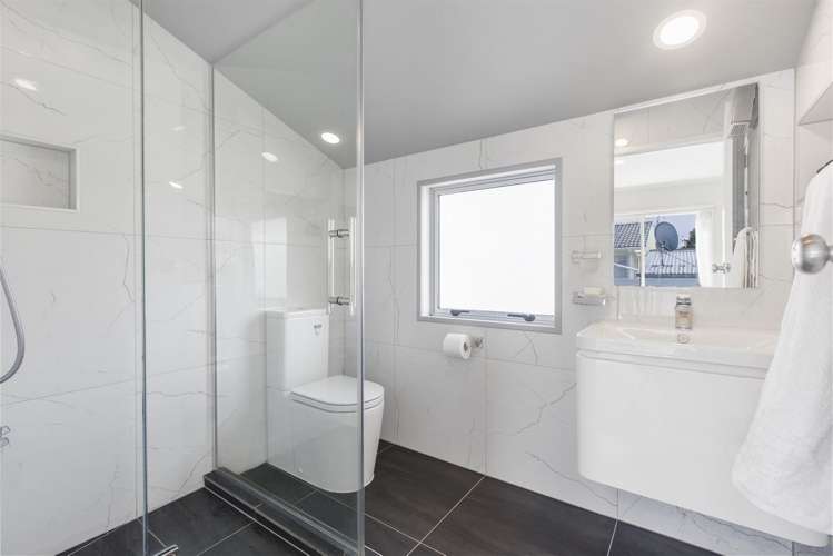 369 Bucklands Beach Road_2