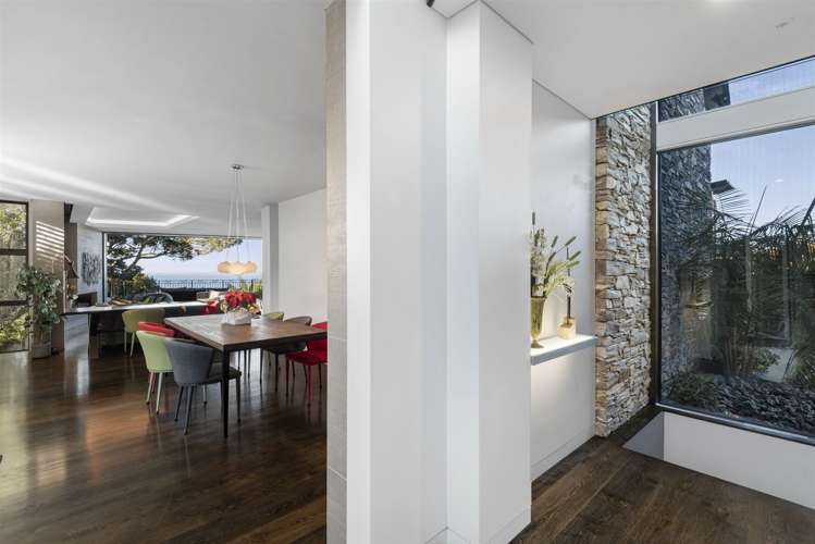 193 Beach Road Castor Bay_7