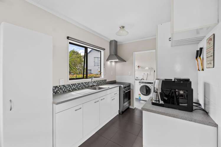 1/18 Aurea Avenue Pakuranga_10