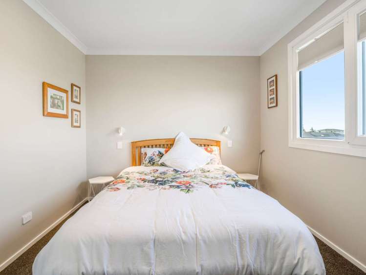 12 Longbeach Drive Castlecliff_17