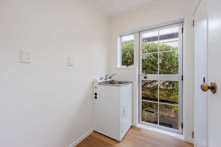 2/16 Jutland Road Takapuna_27