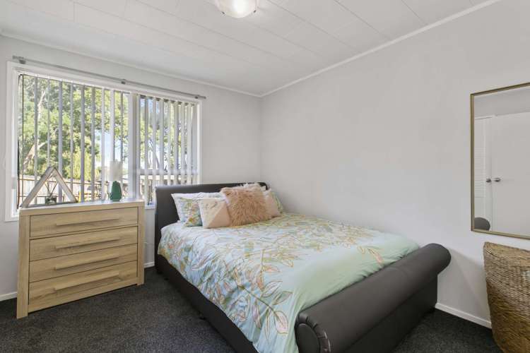 52 Redcrest Avenue Red Hill_8