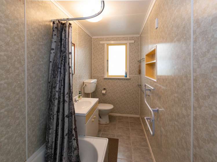 1 Pitt Street Raetihi_11