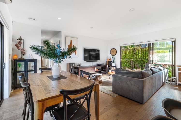 24 Edgerton Road Te Atatu Peninsula_8