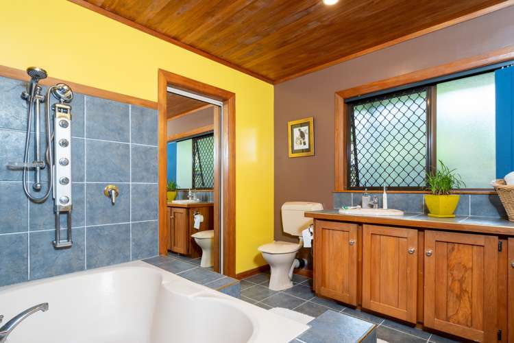 49 Waitakere Road Waitakere_15