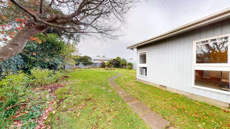90 Surrey Road 1227_22