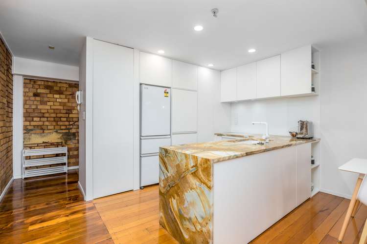 2a/4 Lorne Street Auckland Central_9