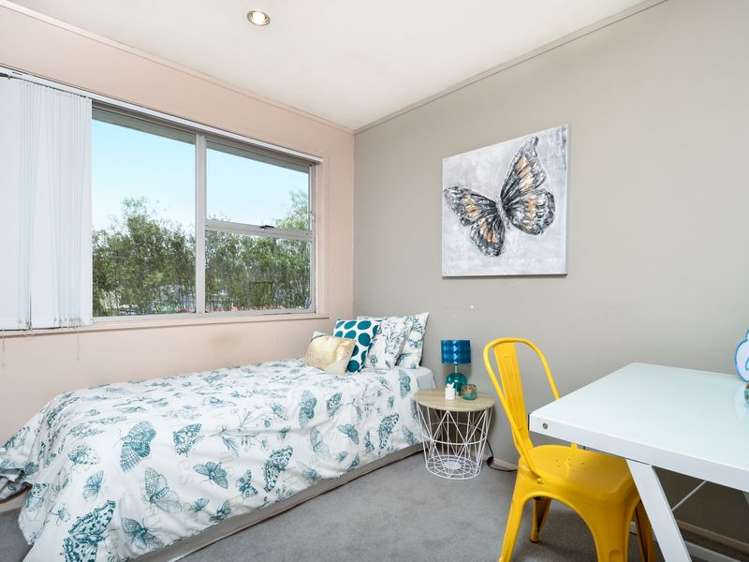 85 Farquhar Road Glendene_11