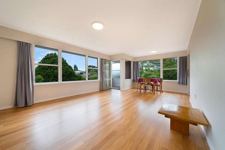 Flat 2/7 Windermere Crescent Blockhouse Bay_3