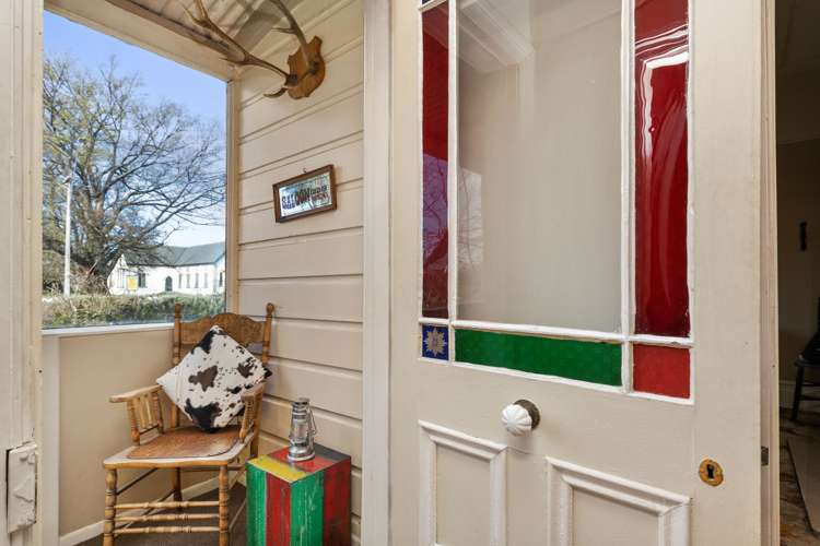 186 High Street South Carterton_7