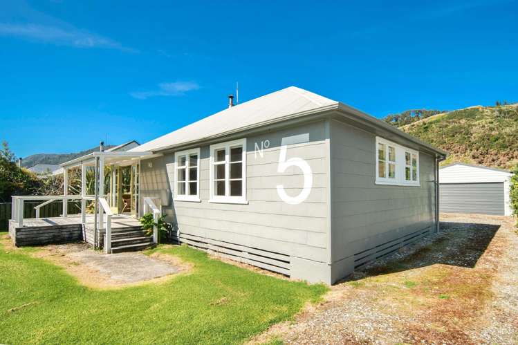 5 Main Road Hector_10