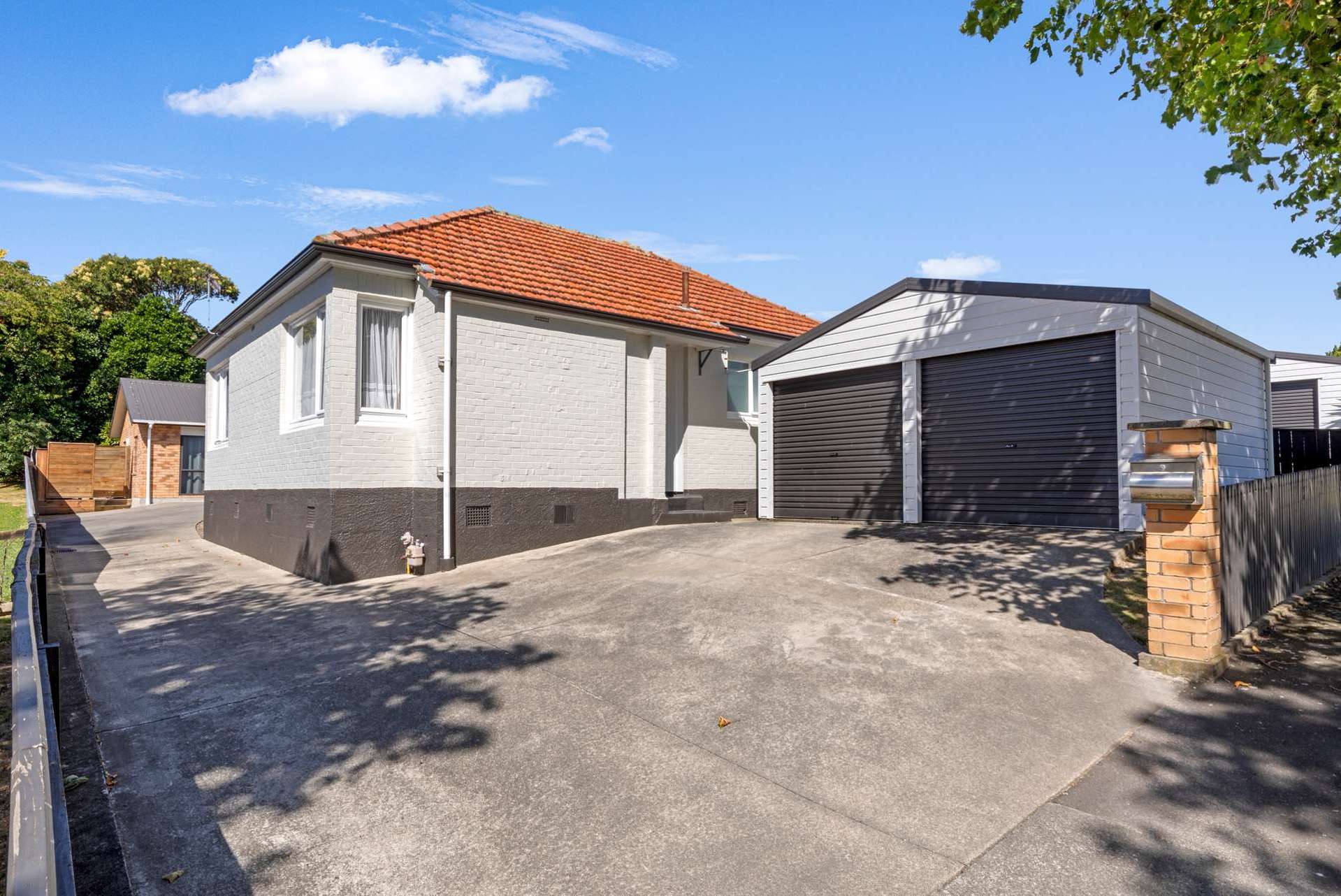 11 and 11a Rangiora Ave Roslyn_0
