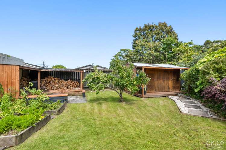 4 Richard Street Belmont_19