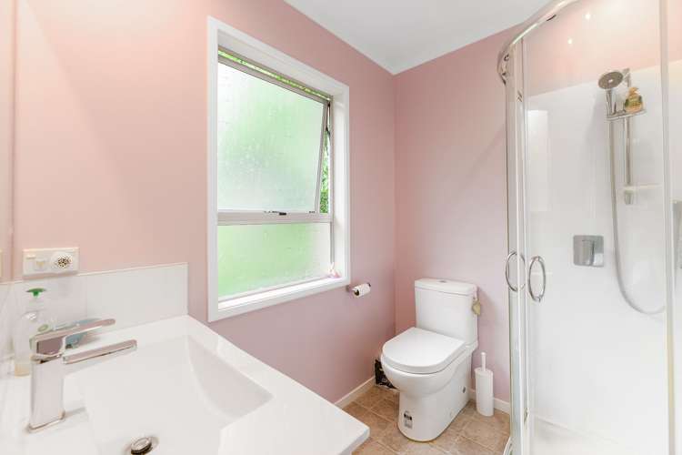 1/17b Woodvale Road Glen Eden_10