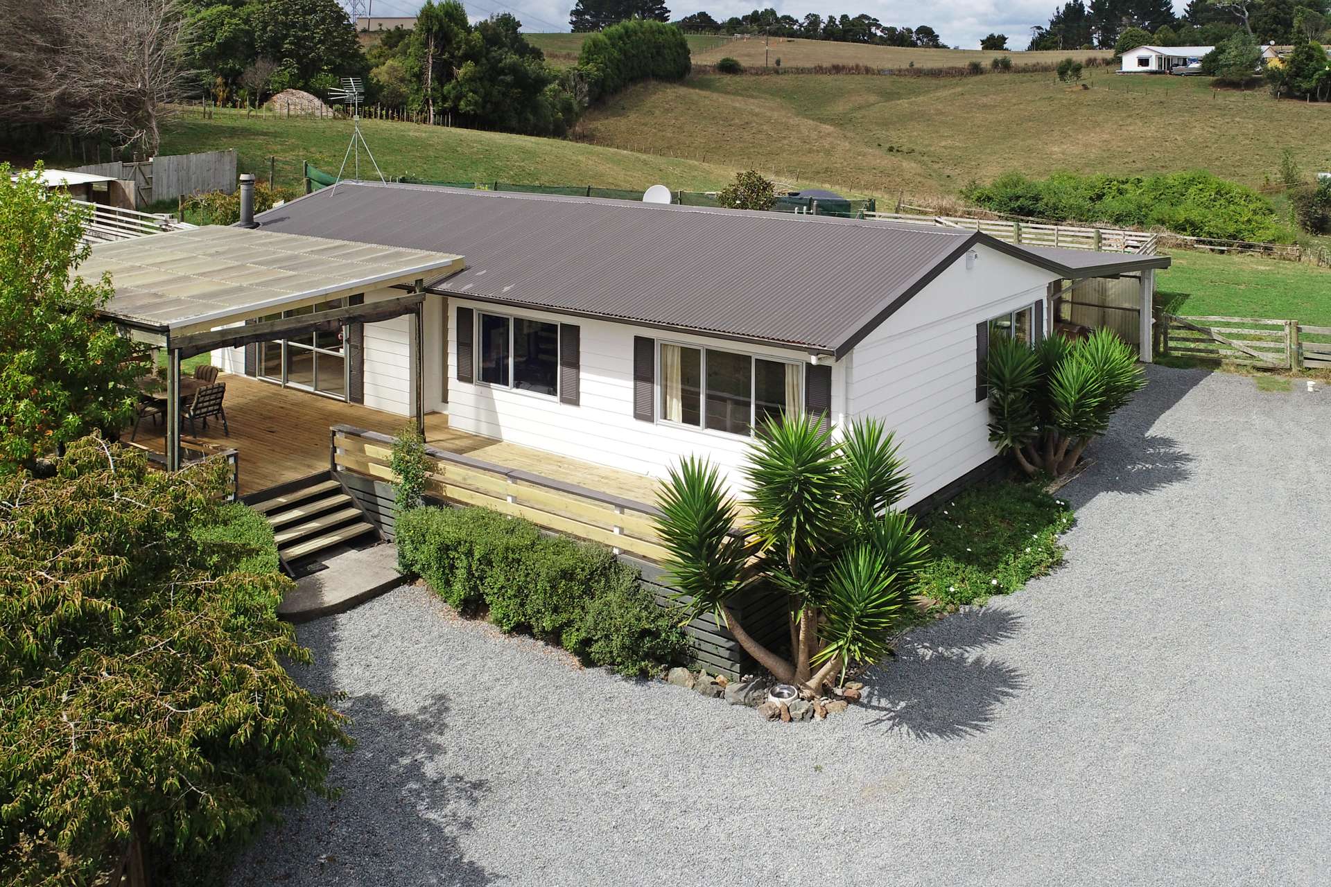 42 White Road Hunua_0