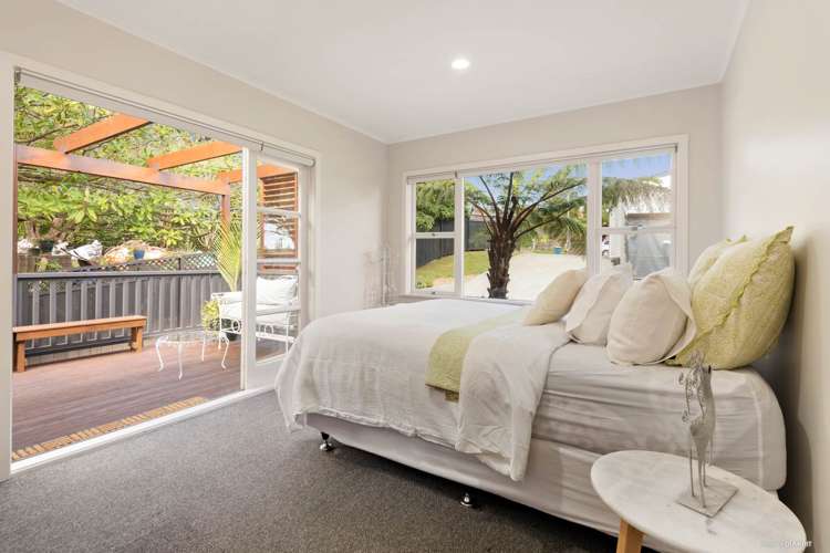 18 Marie Crescent Te Atatu South_12