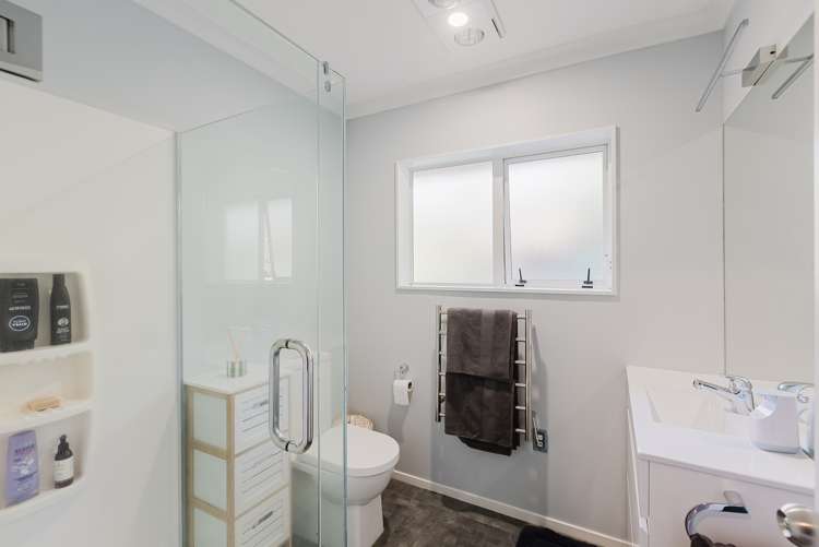 21 Crown Hill Paraparaumu_14