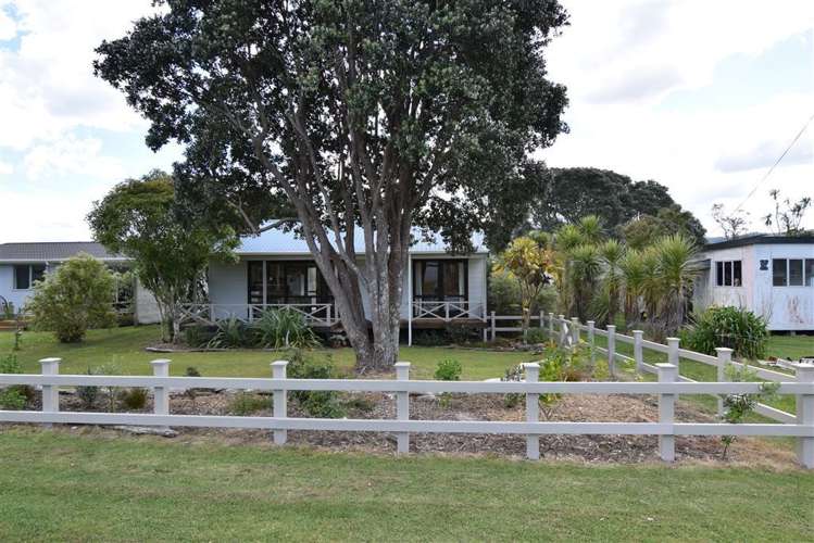 151 Ocean Beach Road Tairua_23