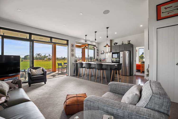 68 Marshmeadow Road Newstead_8