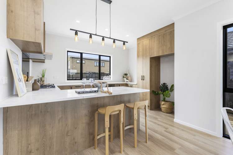 45 Trewern Avenue Chartwell_5