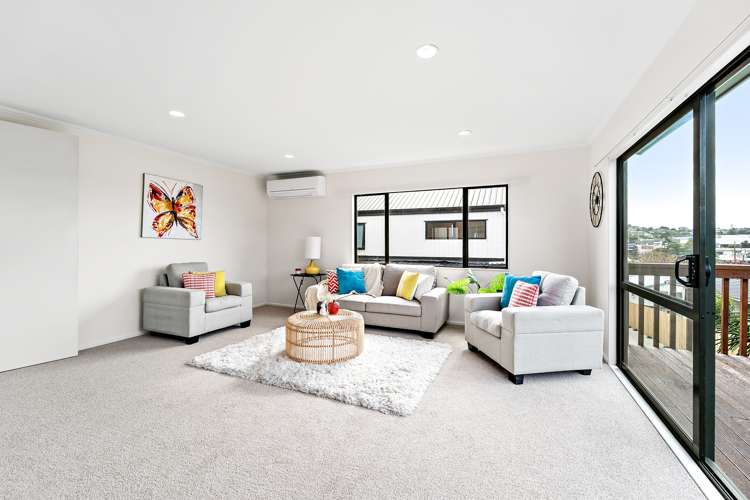 2/5 Anne Road Hillcrest_1