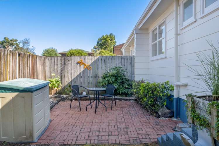 2/66 Prince Regent Drive Half Moon Bay_17