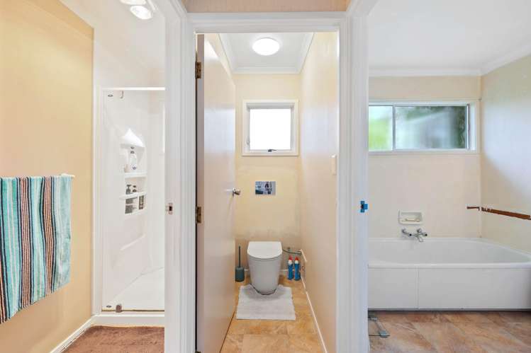 37 Haseler Crescent Mellons Bay_19