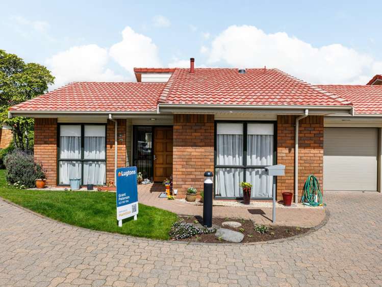 36 Selby Mews Flagstaff_5