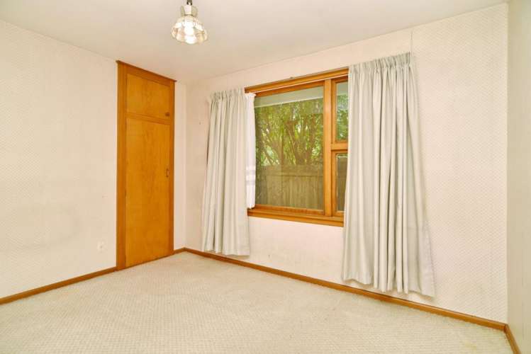 77 Cutts Road Russley_13
