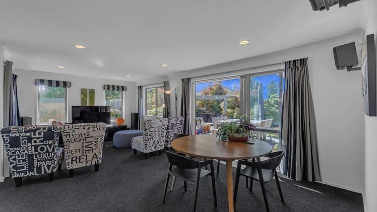 96 Infinity Drive Pegasus_6