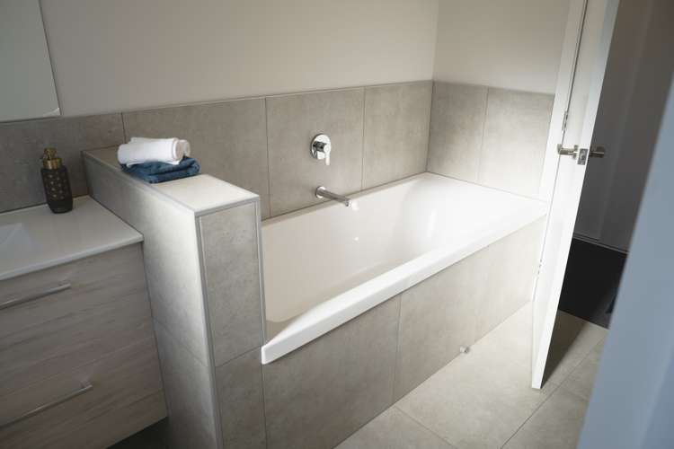 47 Renfrew Street Waikiwi_17