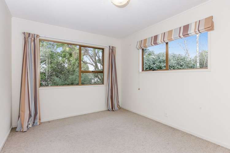 29 Puketitiro Street Glen Eden_16