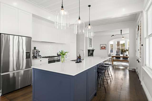 A home of scale, style and coastline beauty