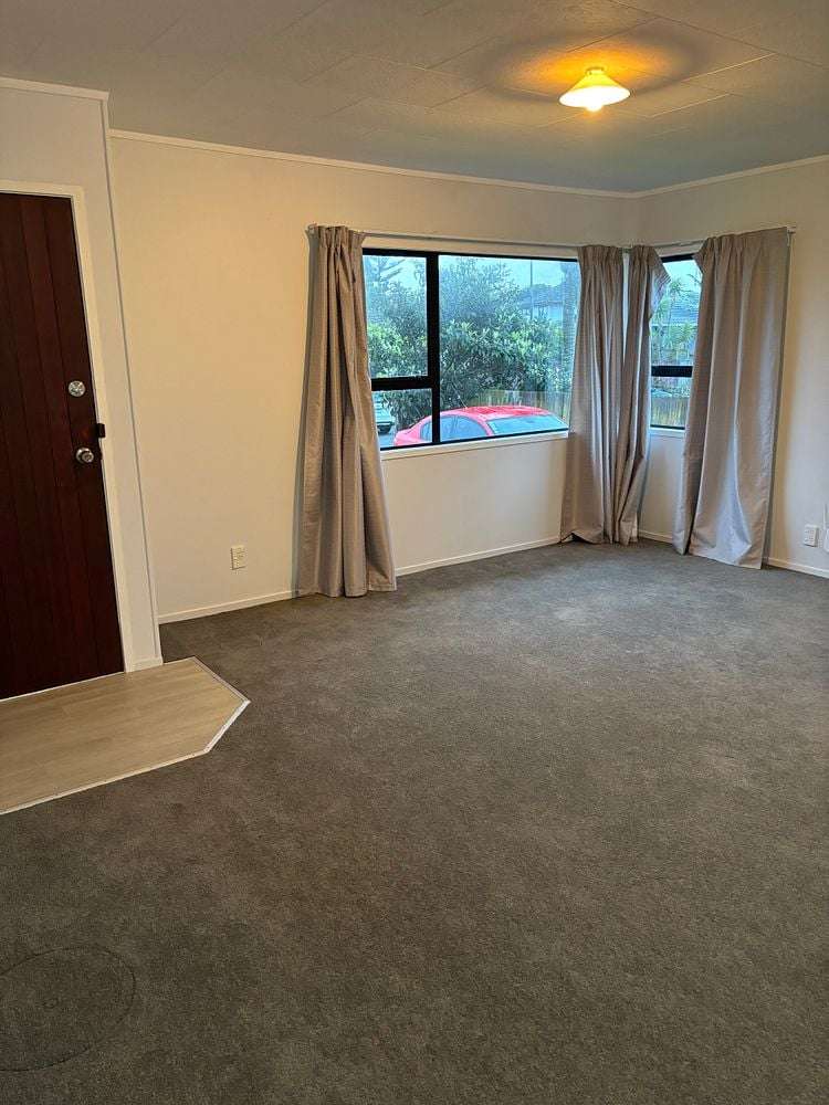 6 Glenlea Place Flat Bush_3