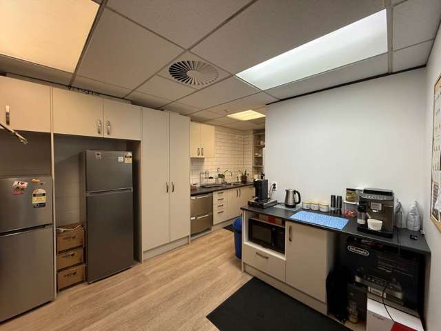 136 Broadway Newmarket_2