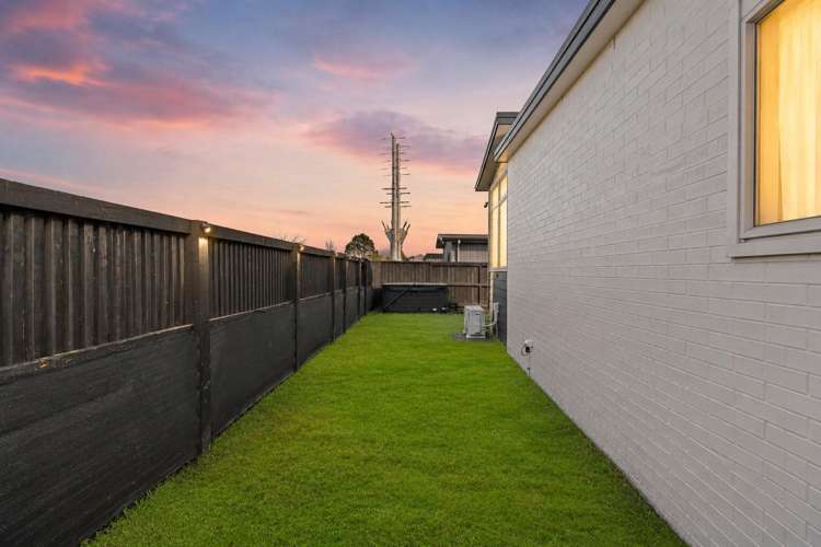 9 Earp Crescent Chartwell_18