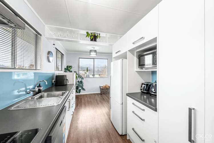 156 California Drive Totara Park Upper Hutt_1