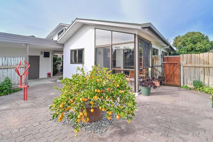 17 Donegal Crescent_0