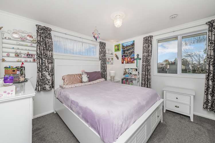 62 North Terrace Darfield_14