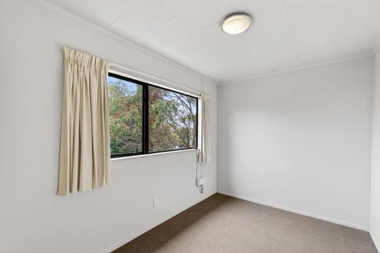 128 Priestley Terrace Bluff Hill_13