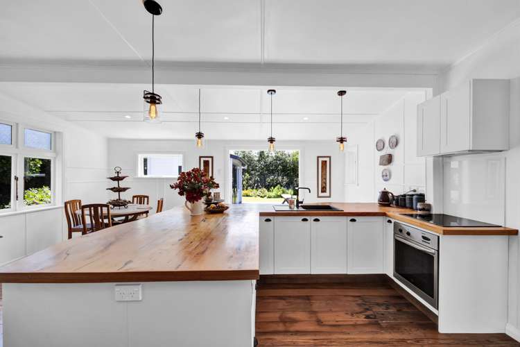 53 Fox Street Opunake_9