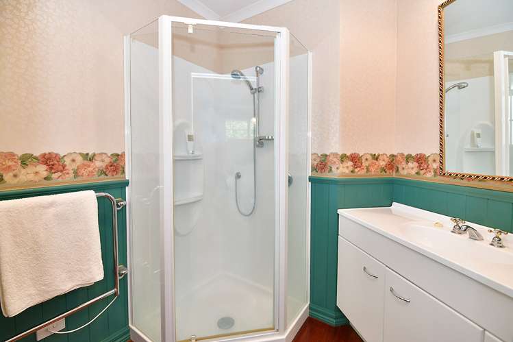 4 Amberly Rise Helensville_14