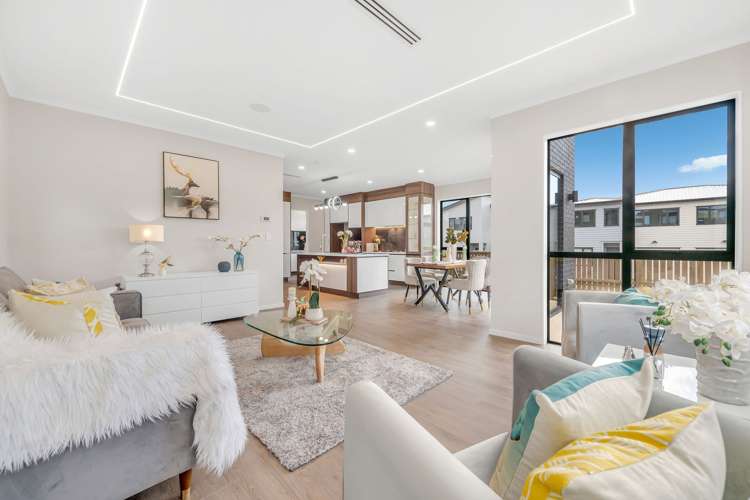 32 Adamson Rd Flat Bush_3