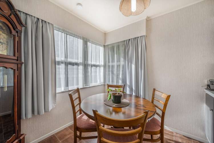 11 Edith Place Dinsdale_18