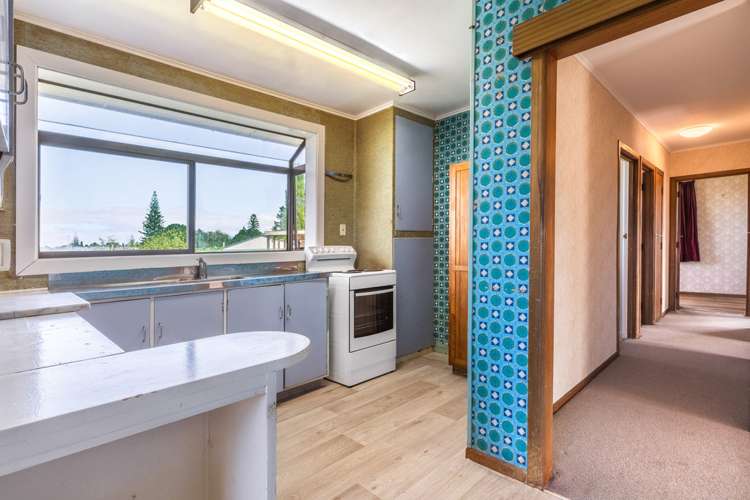 12 Ingleby Place Kelston_10