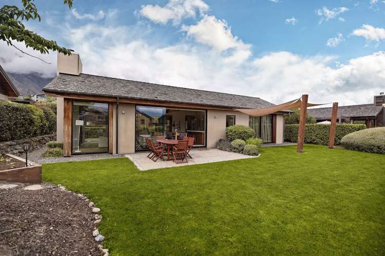 5 Glengarry Court Jack's Point_17