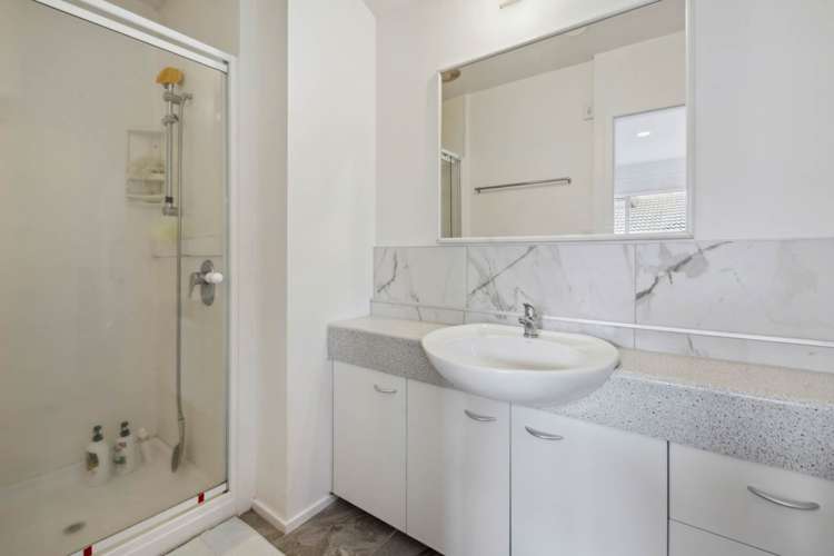 1/144 Whitford Road Somerville_15