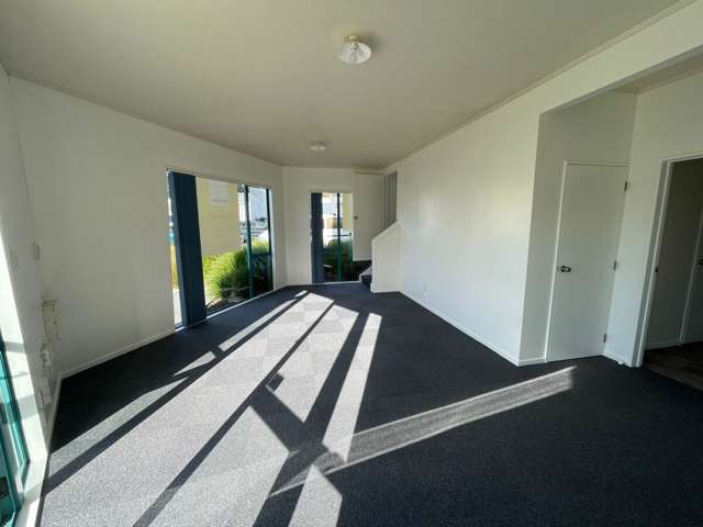 Unit 1 | 5  Paramount Drive Henderson_3